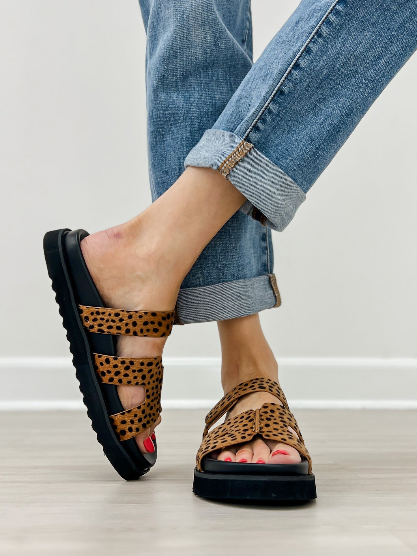 Good Choice Emery Sandals in Leopard Print