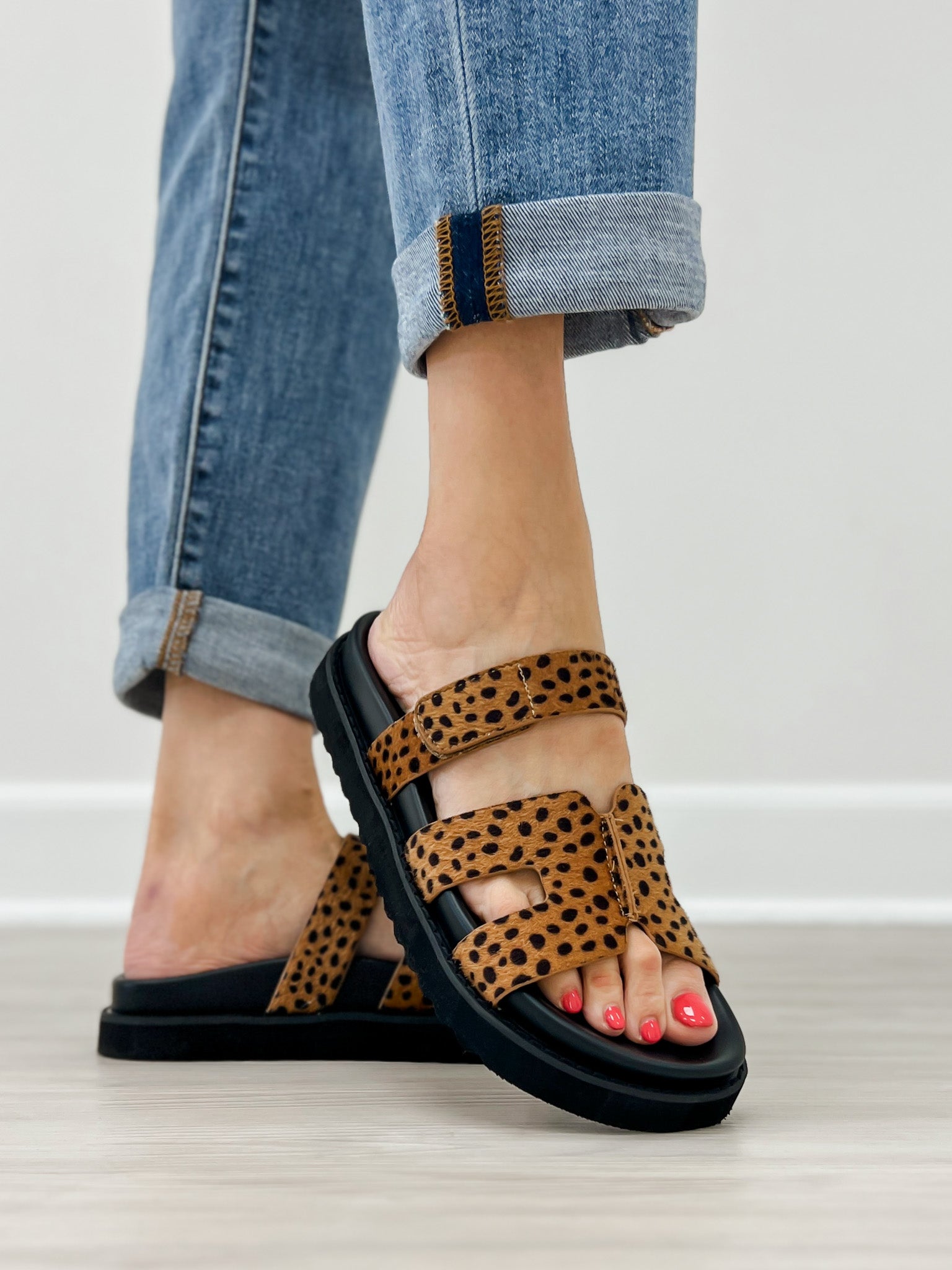 Good Choice Emery Sandals in Leopard Print