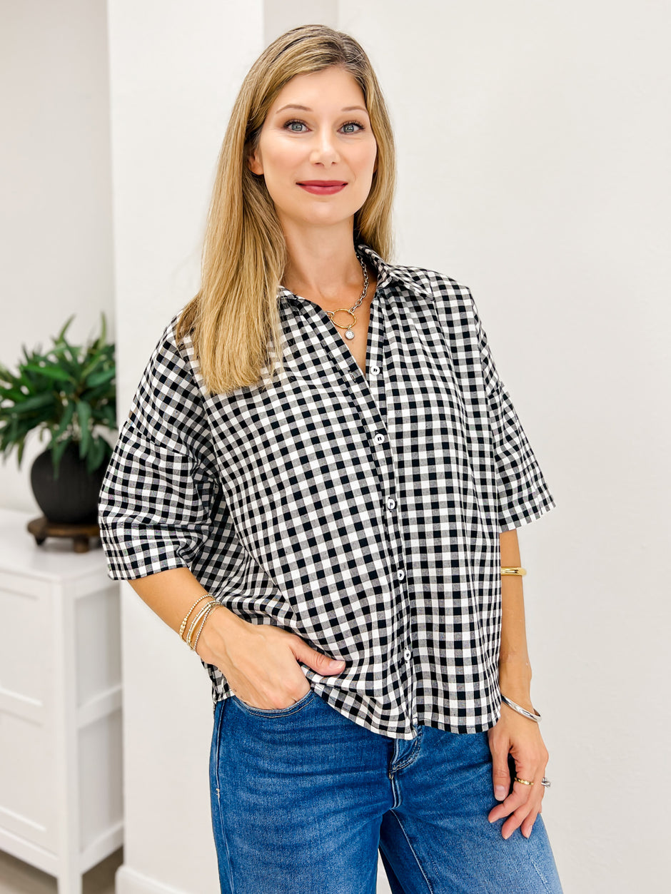 Quarter Sleeve Buttone Down Cropped Top