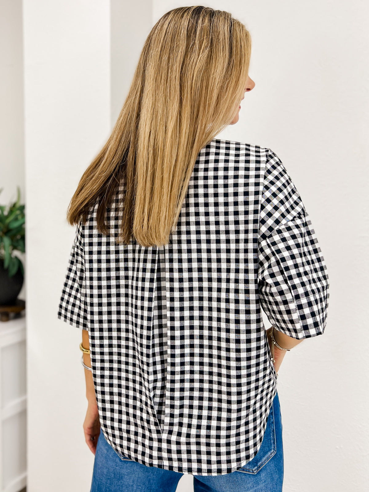 Quarter Sleeve Buttone Down Cropped Top