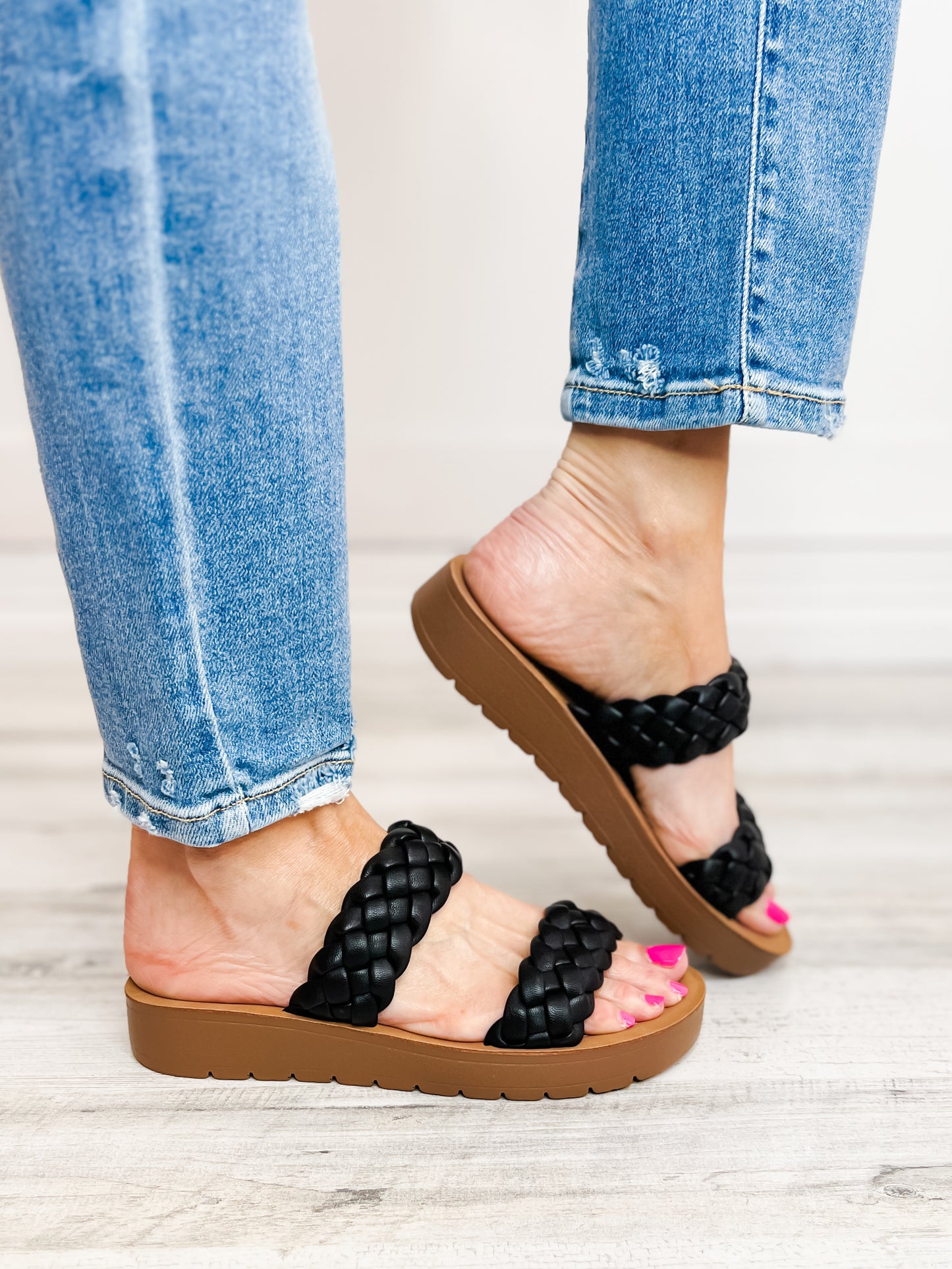 Corkys Wind It Up Slip-On Sandals in Black