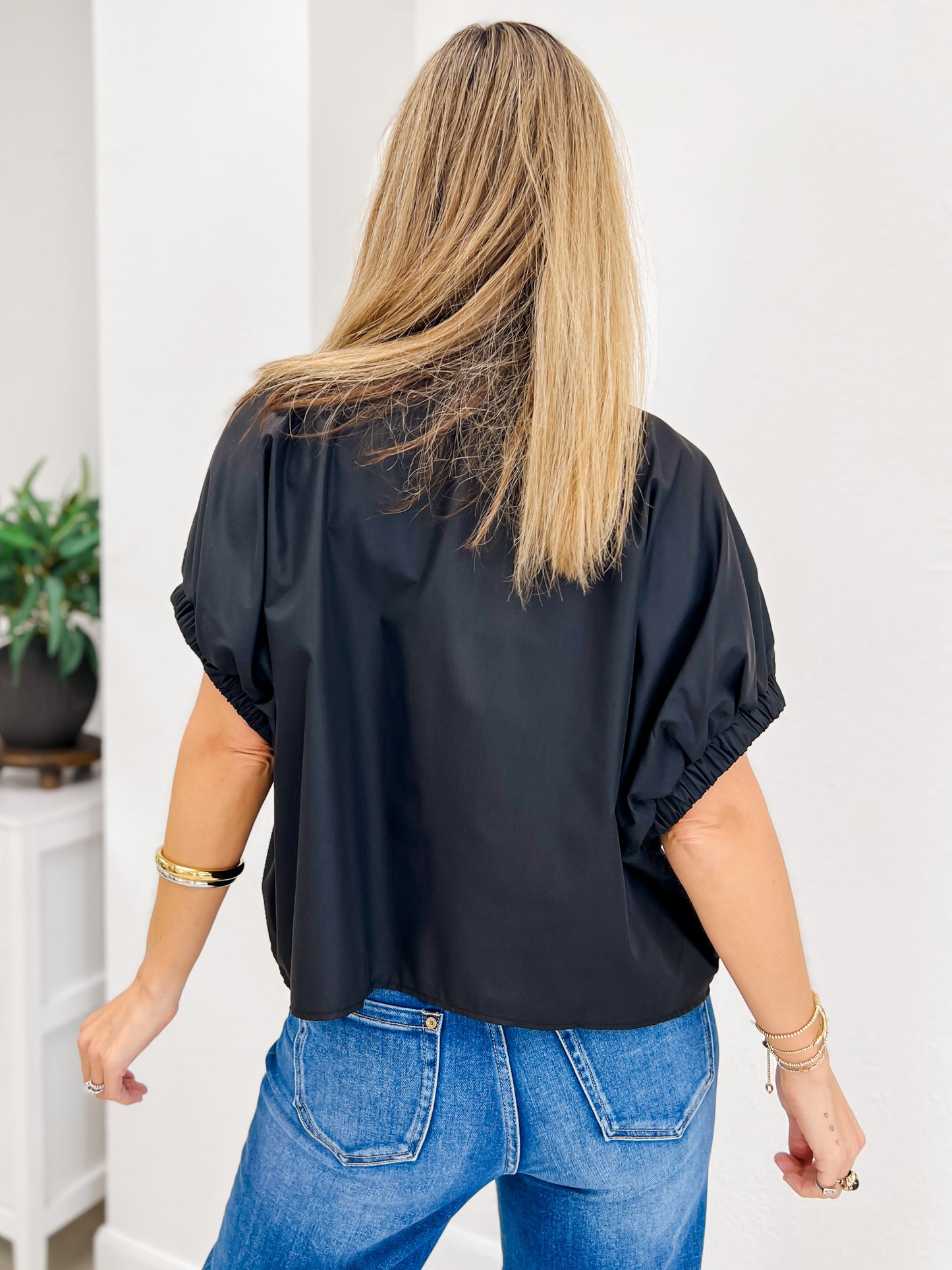 Solid Short sleeve Top With Embellished Button Detail