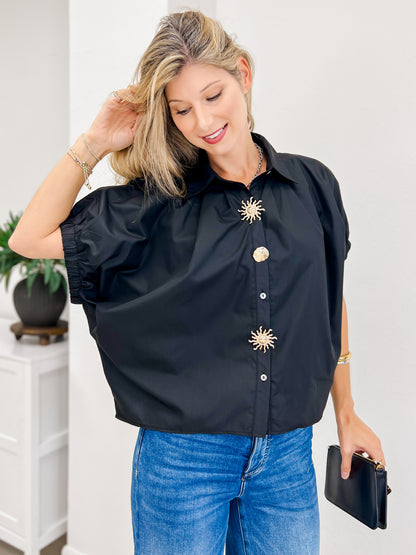 Solid Short sleeve Top With Embellished Button Detail