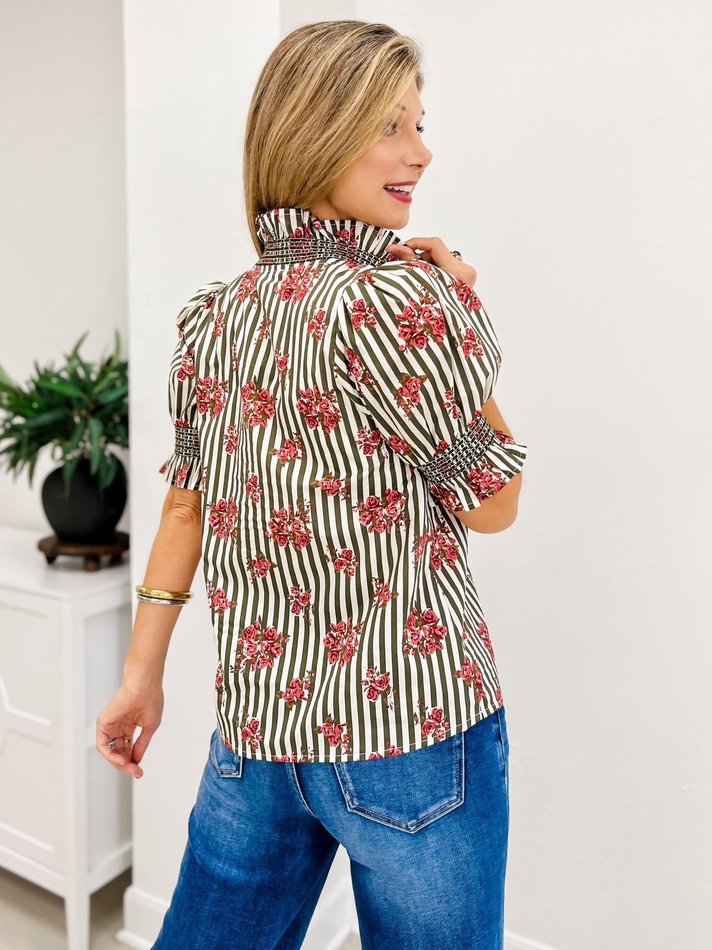 Strip Floral Short Puff Sleeve Top With Ruffle Neckline