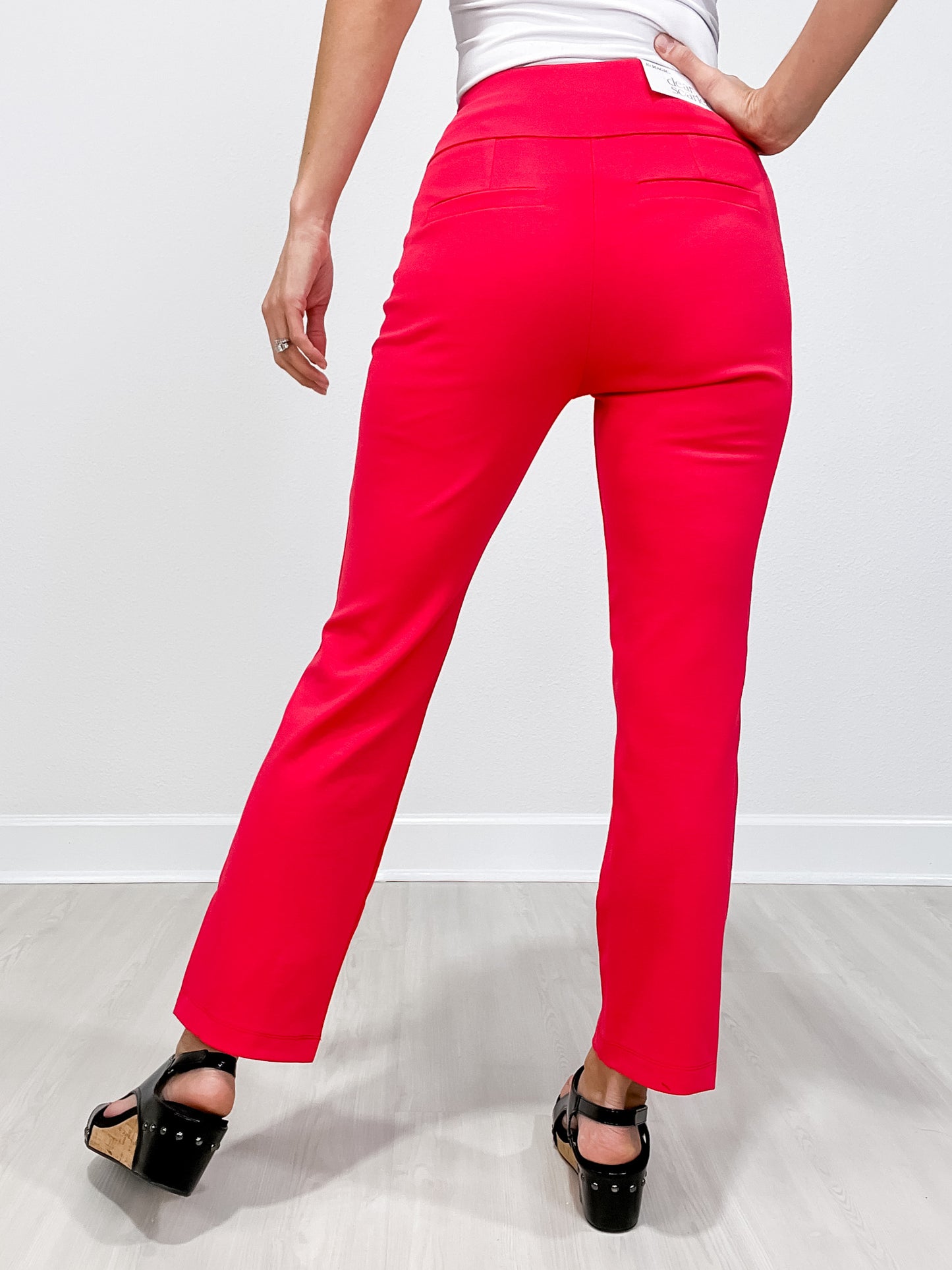 Magic Slim Straight Pants in DRAGON FRUIT