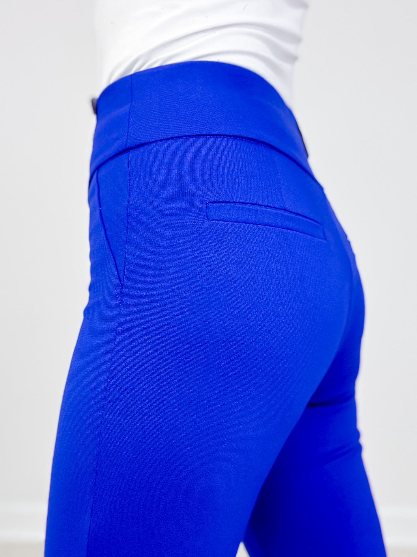 Magic Slim Straight Pants in FRENCH ROYAL