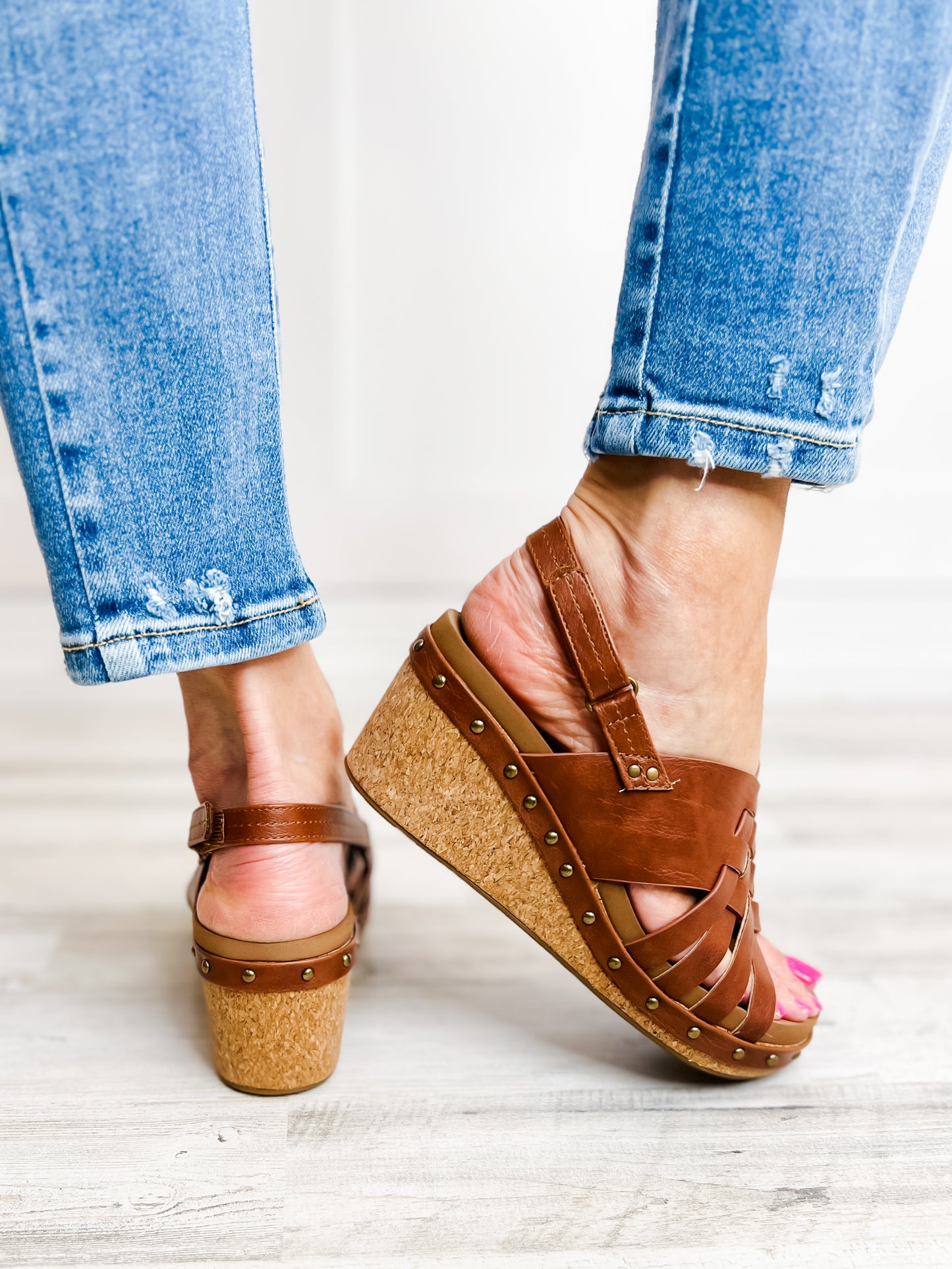 Corkys Dream Weaver Wedges in Tobacco