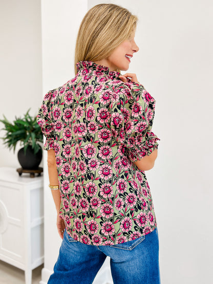 Floral Puff Sleeve Top With a Ruffle Accent Collar