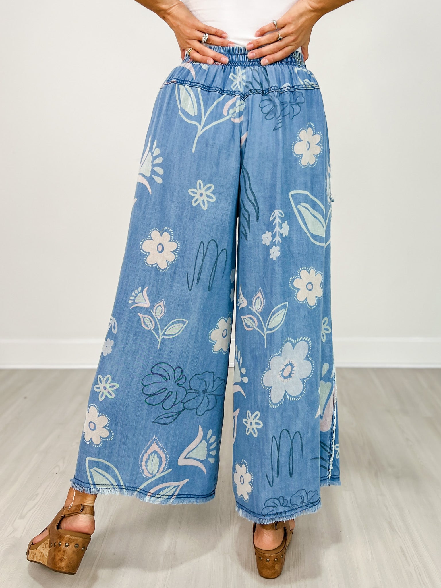 Floral Print Washed Chambray Wide Leg Pants