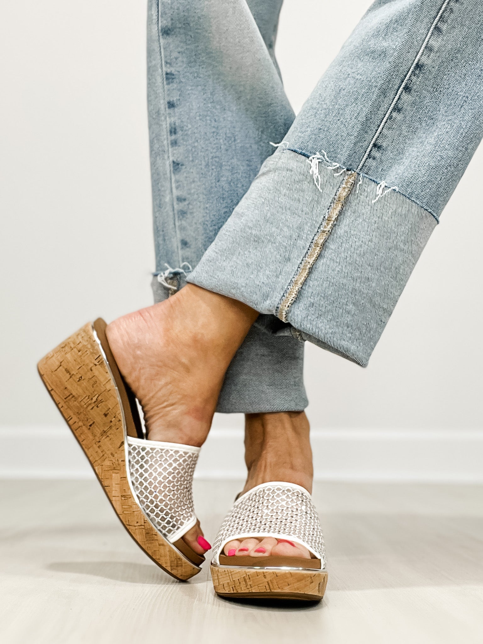 Corky's Clam Bake Sandal | Ivory
