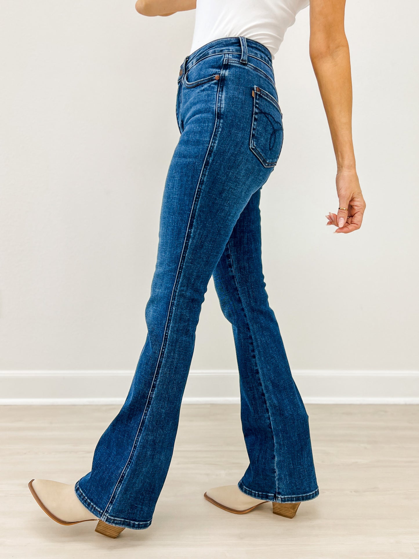Judy Blue CLOUT CHASER High Waist Tummy Control Bootcut Jeans with Three Inseams