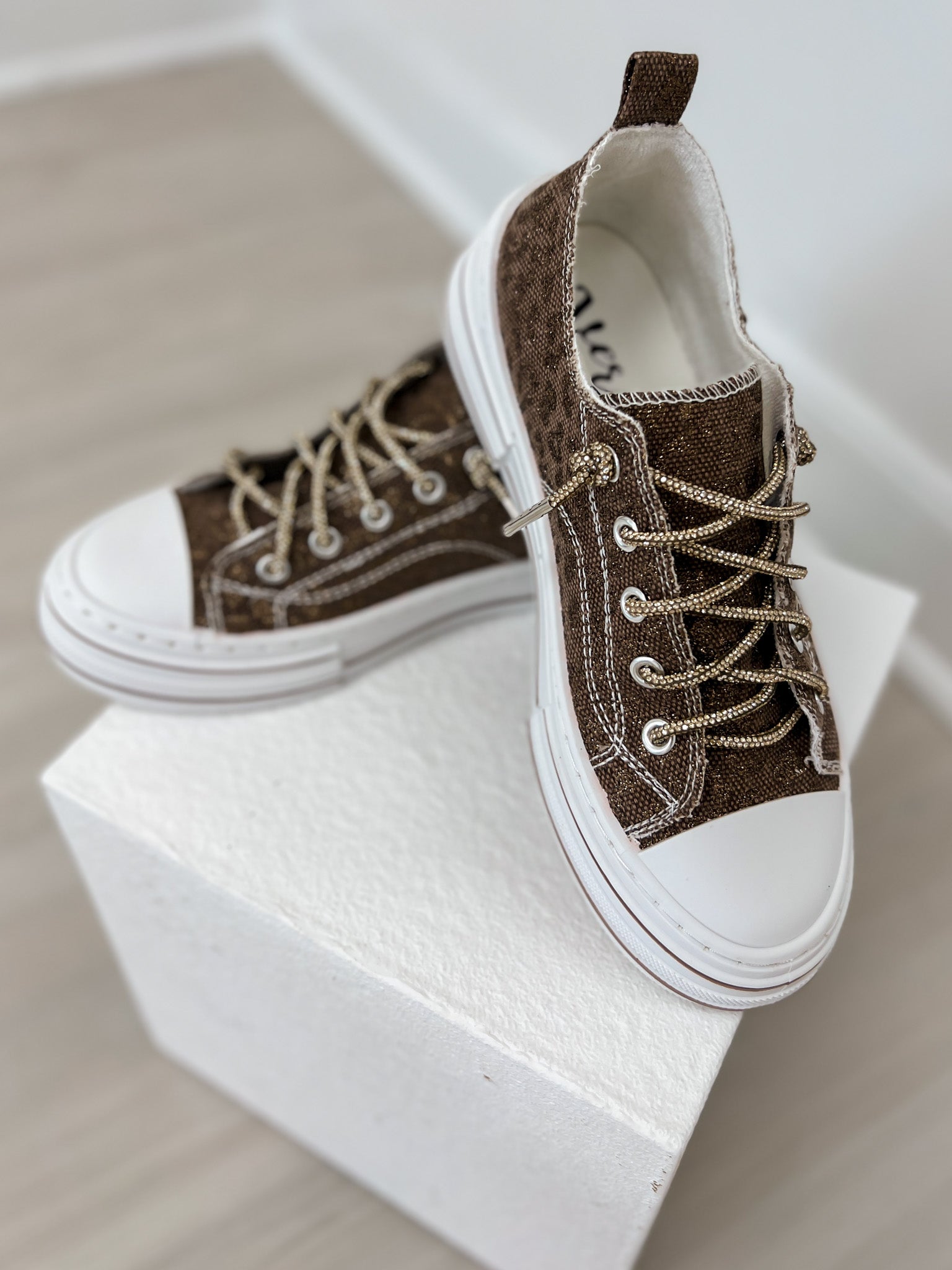 Very G Aman Brown Leopard