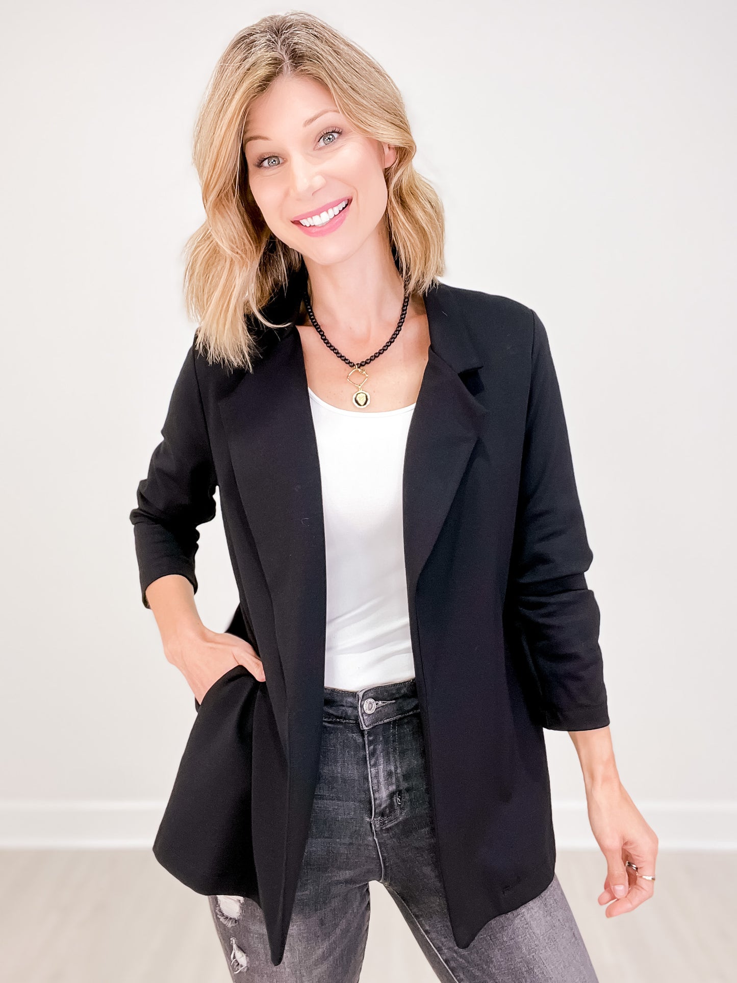 Magic 3/4 Length Ruching Sleeve Blazer in BLACK