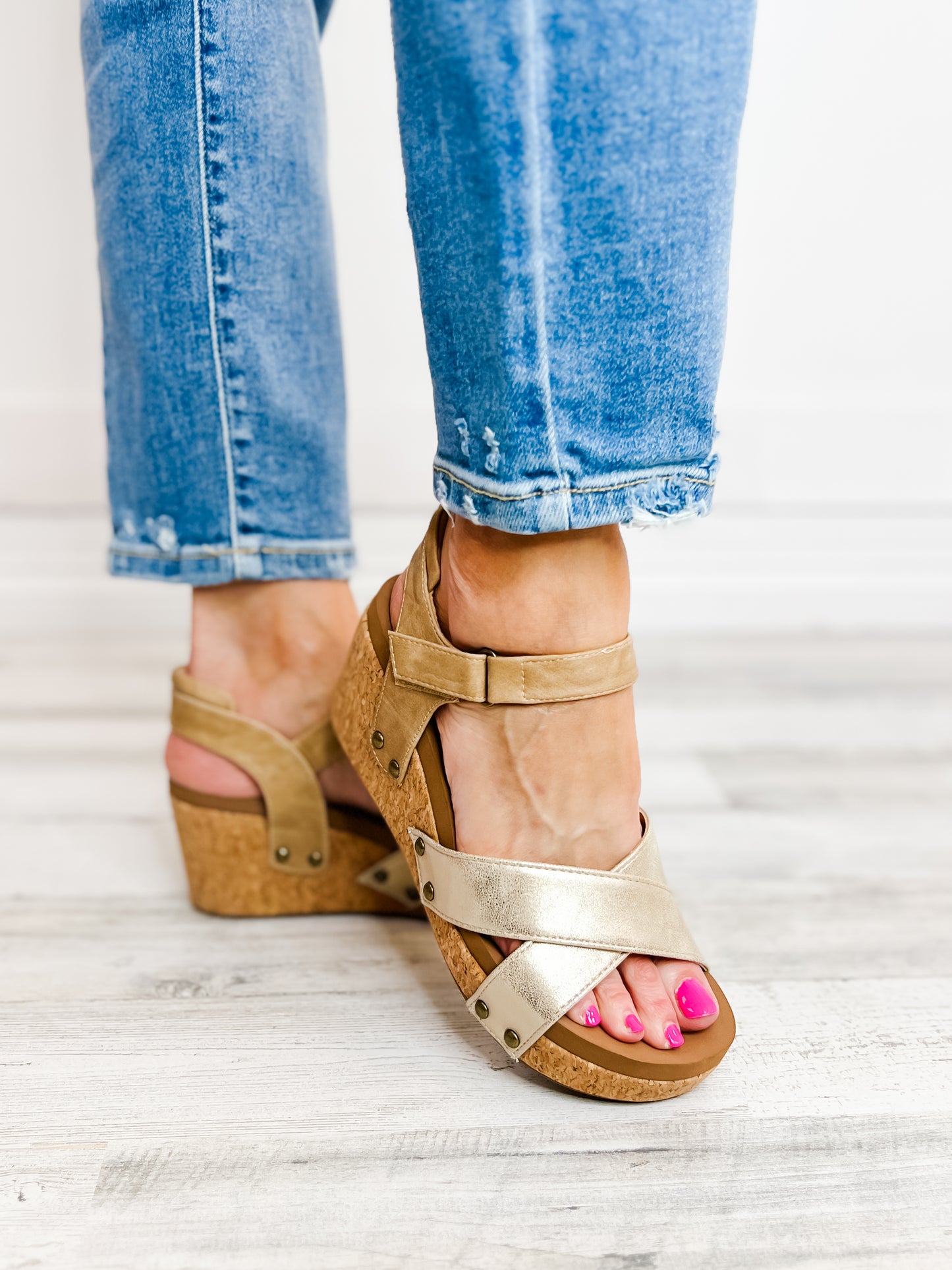 Corky's Kindle Wedge Sandal in Caramel