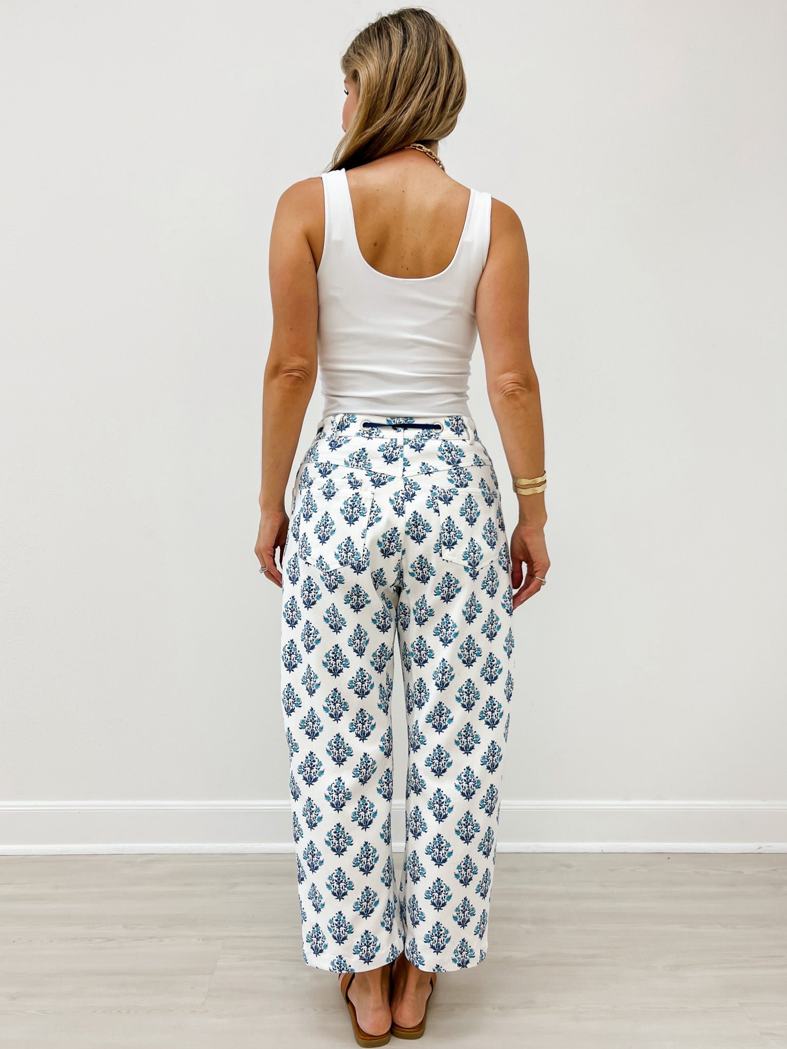 Drawstring Waist Baroque Floral Barrel Pants