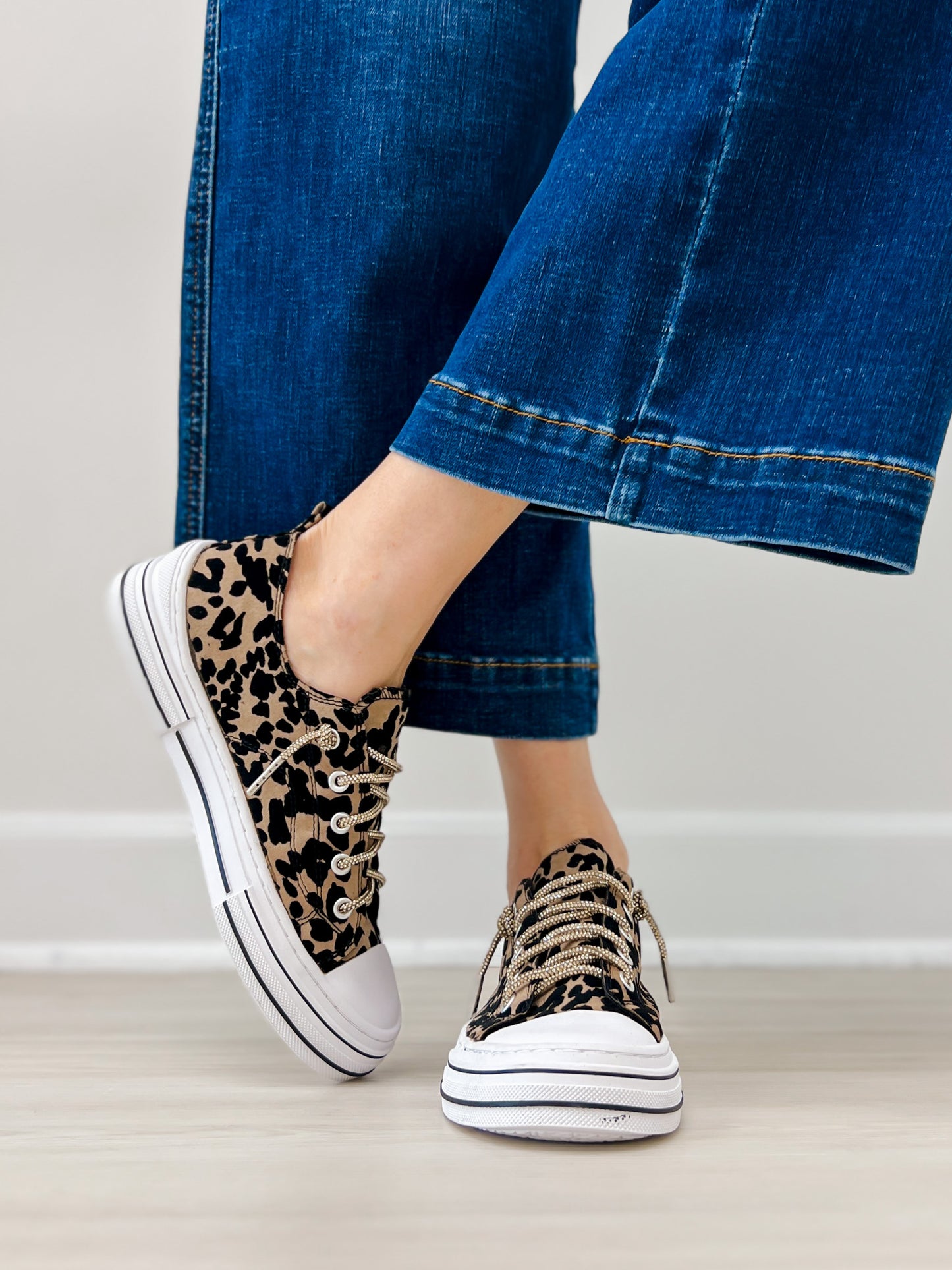 Very G Aman Taupe Leopard 2