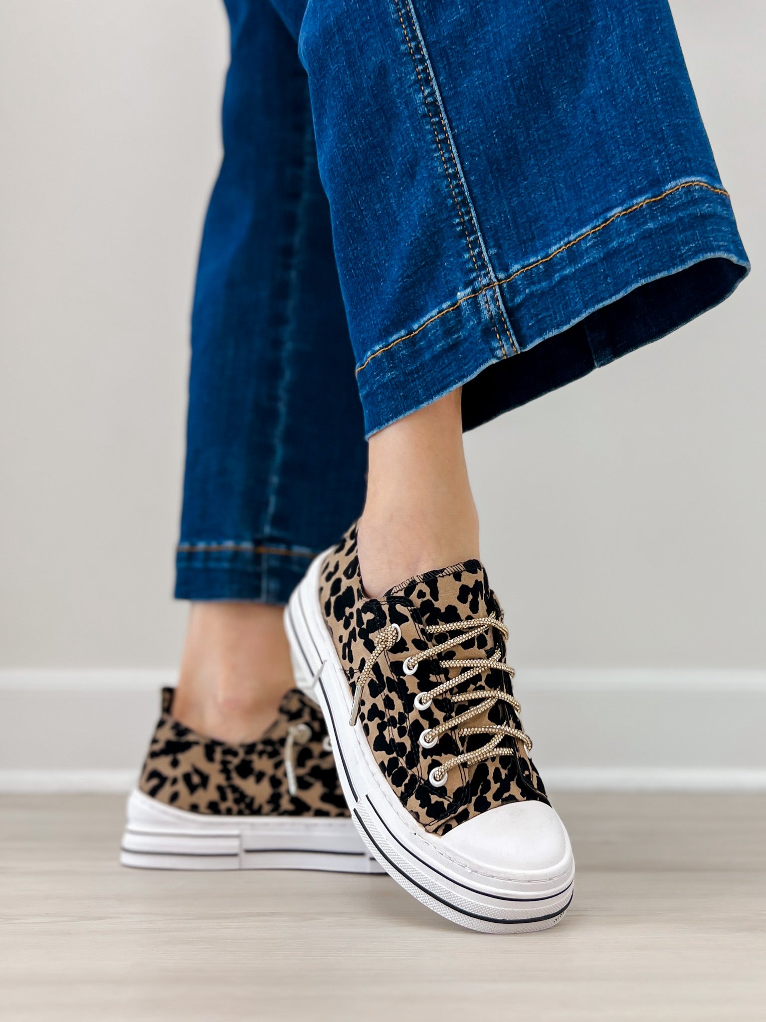 Very G Aman Taupe Leopard 2