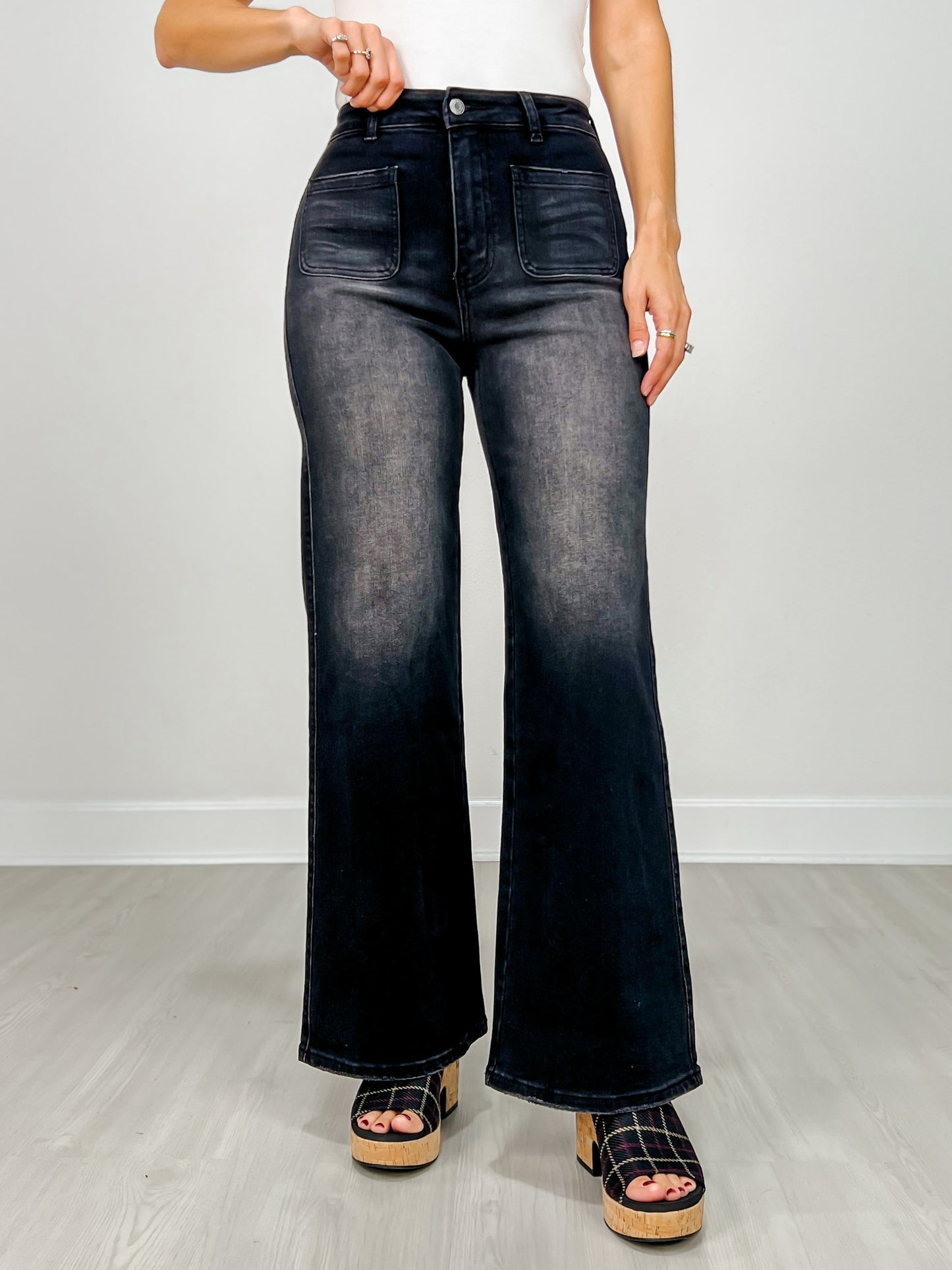 Stretch Front Two Pocket High Rise Flare Jean in Black