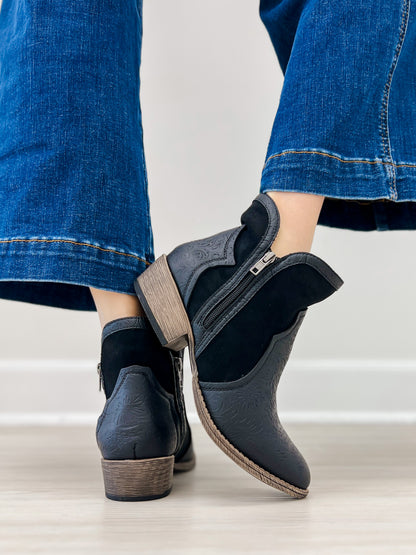 Very G Cassidy Black Tooled Bootie