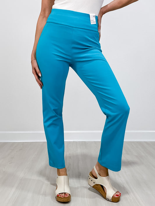 Magic Slim Straight Pants in TROPIC TEAL