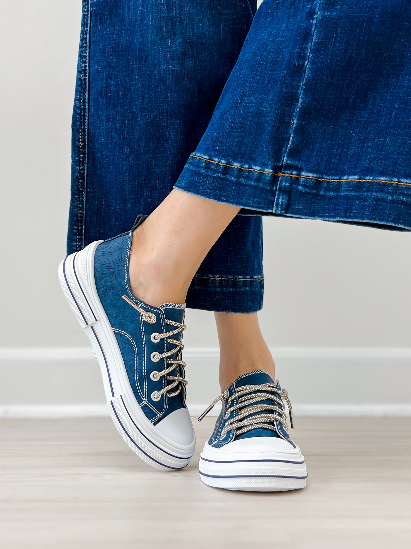 Very G Navy Aman Tooled Sneaker