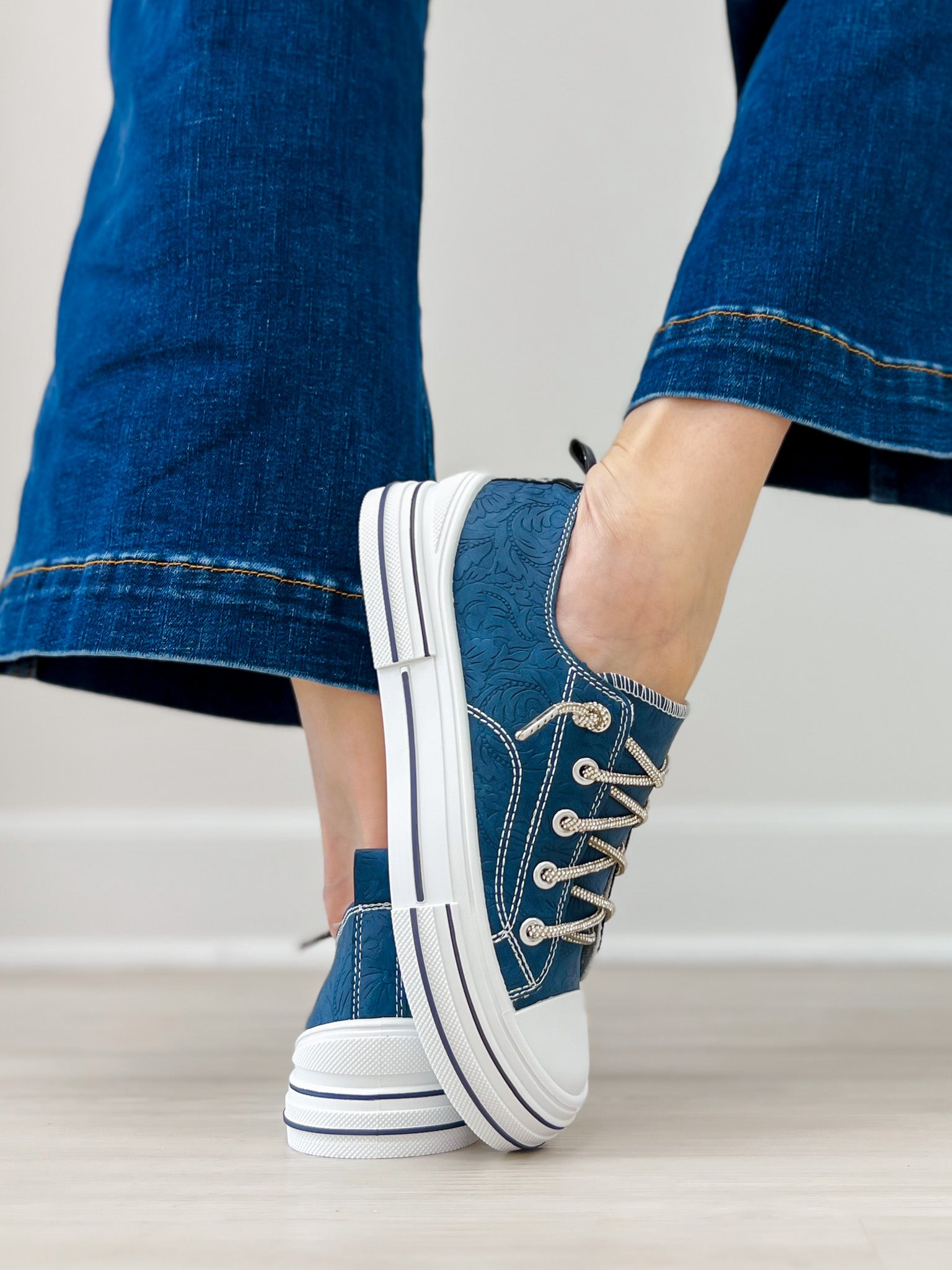 Very G Navy Aman Tooled Sneaker