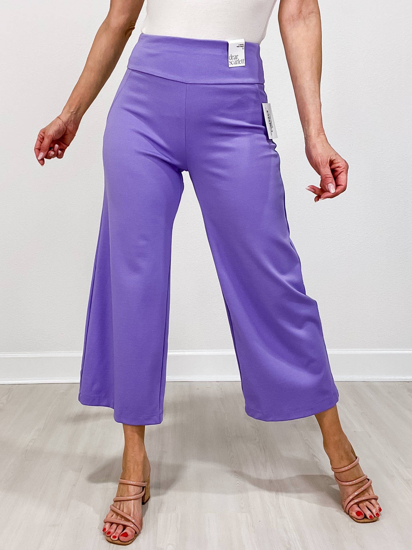 Magic Wide Cropped Pants in VIOLET