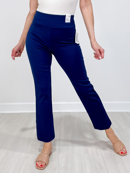 Magic Slim Straight Pants in NAVY