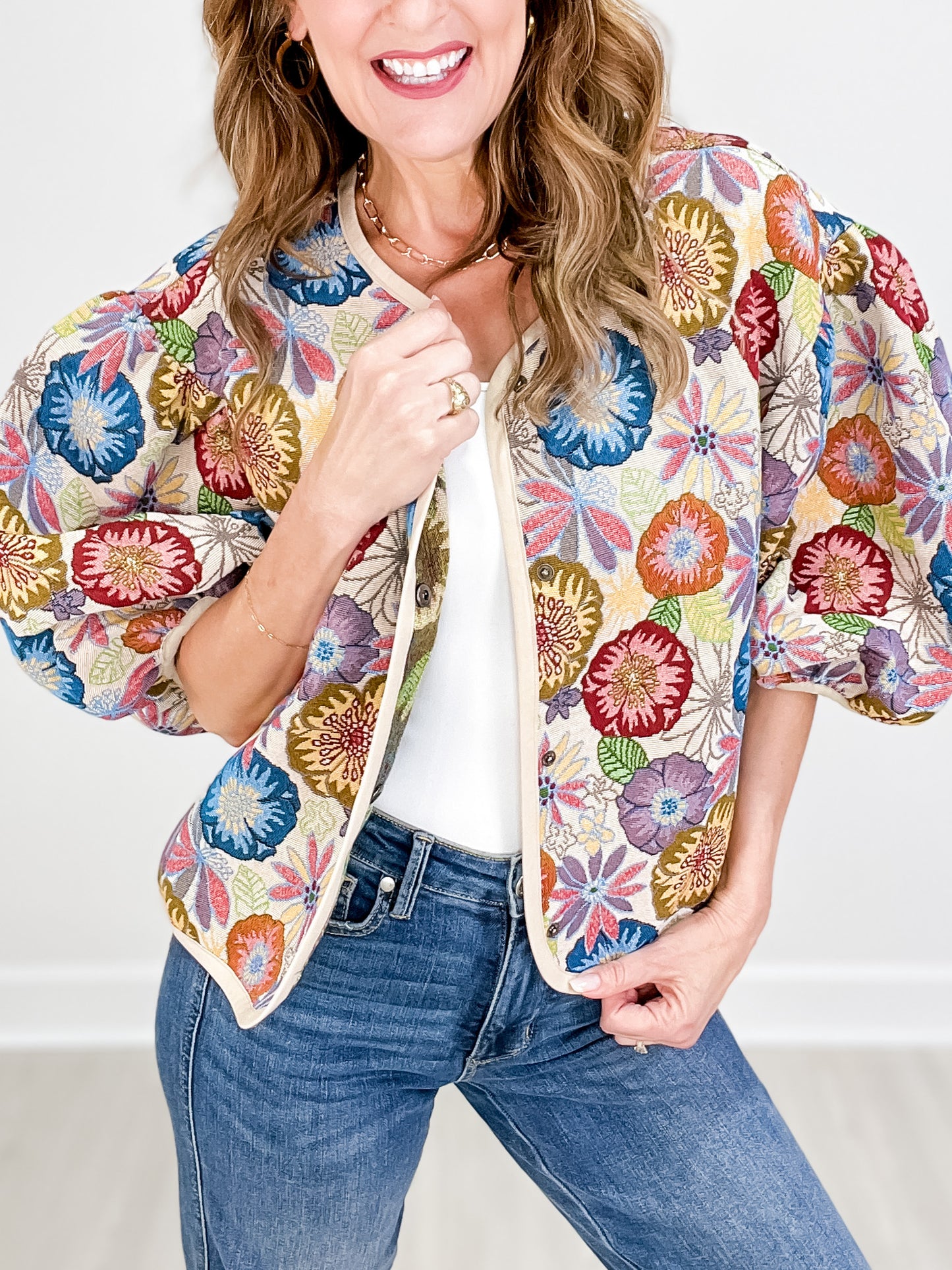 FLORAL EMBROIDERY 3/4 SLV SHORT JACKET
