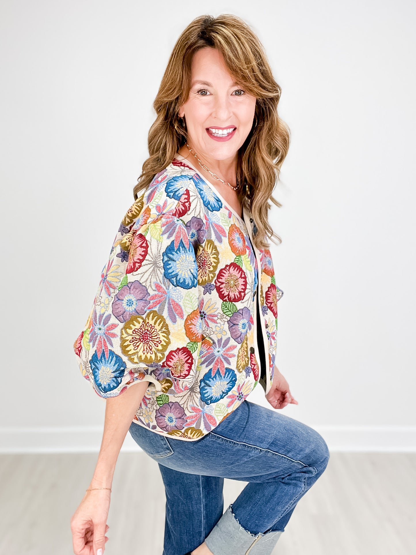 FLORAL EMBROIDERY 3/4 SLV SHORT JACKET