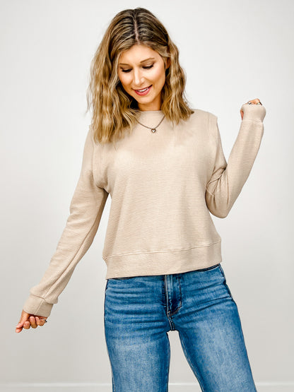 Round Neck Cloudy Knit Long Sleeve Top