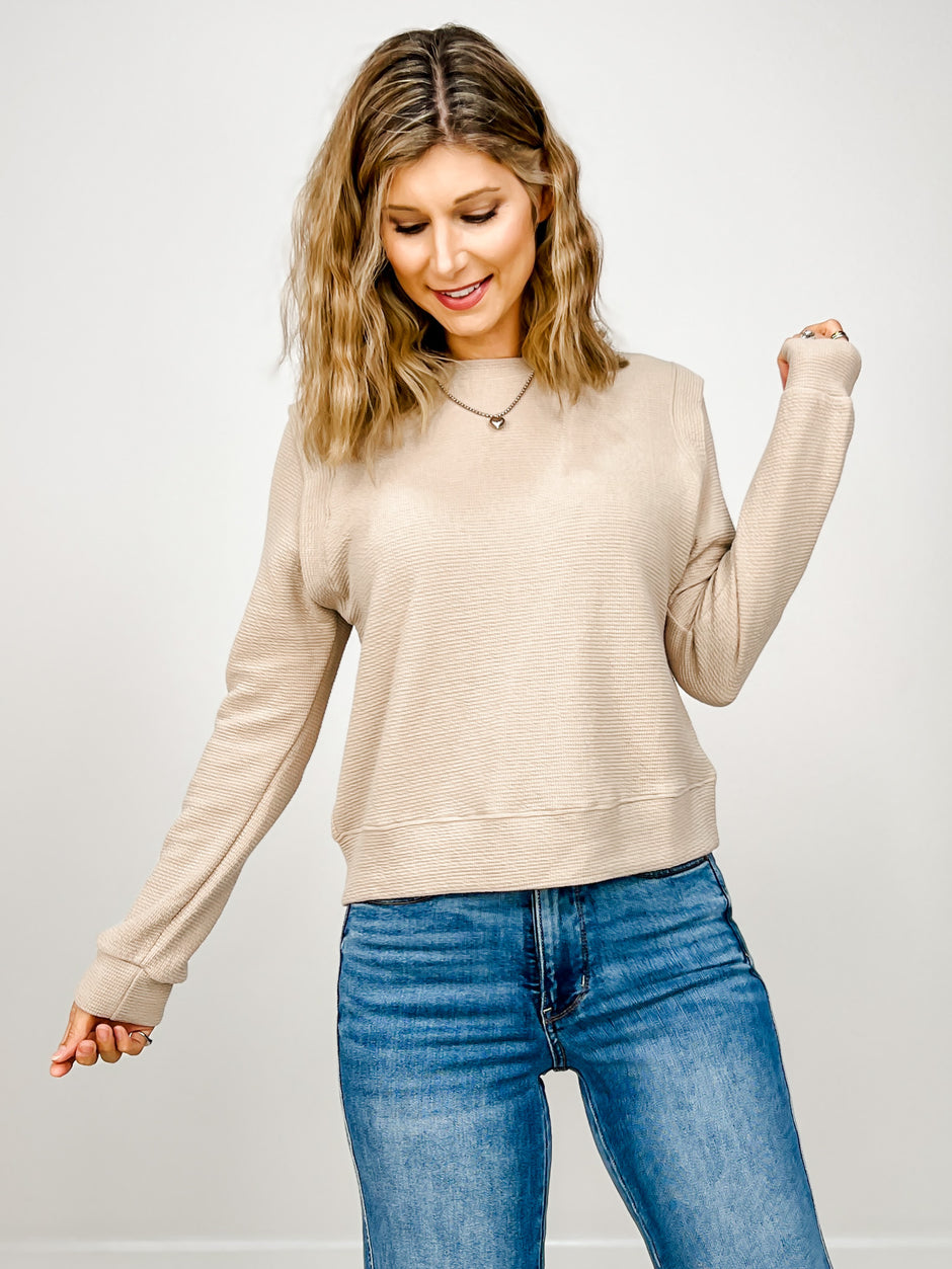 Round Neck Cloudy Knit Long Sleeve Top