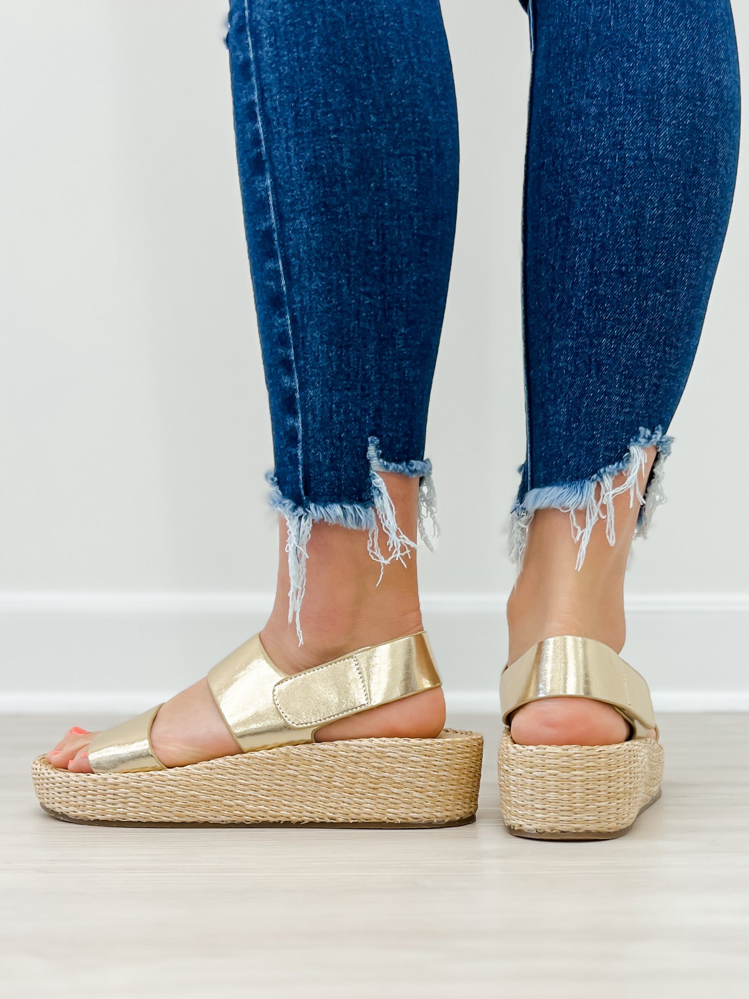Corkys Heatwave Platform Sandals in Gold