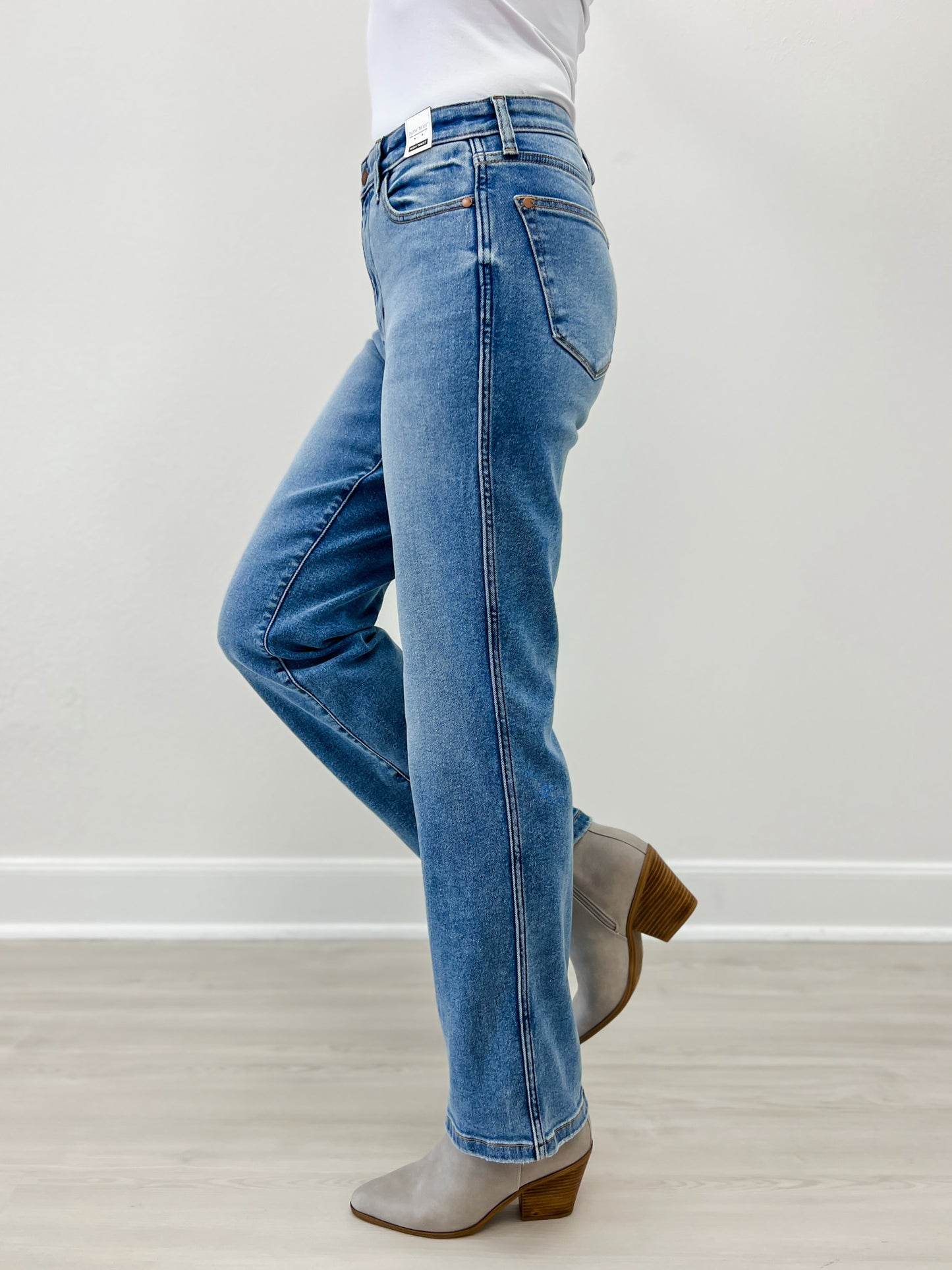 Judy Blue VIXEN High Waist Vintage Straight Jeans