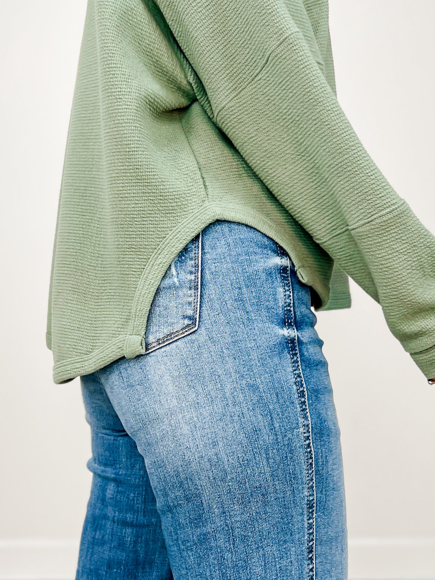 Cloudy Knit Ribbed Long Sleeve Top