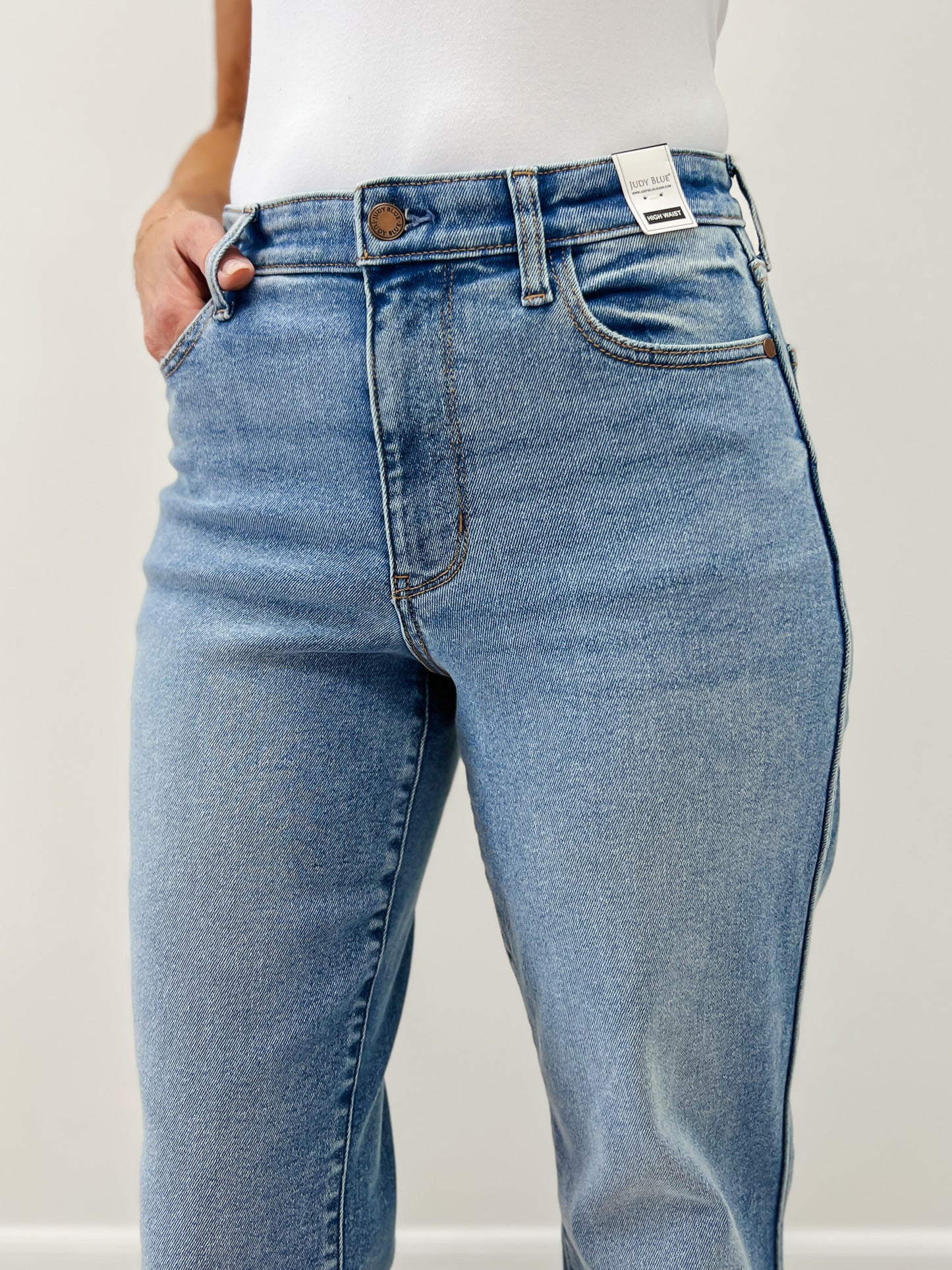 Judy Blue VIXEN High Waist Vintage Straight Jeans