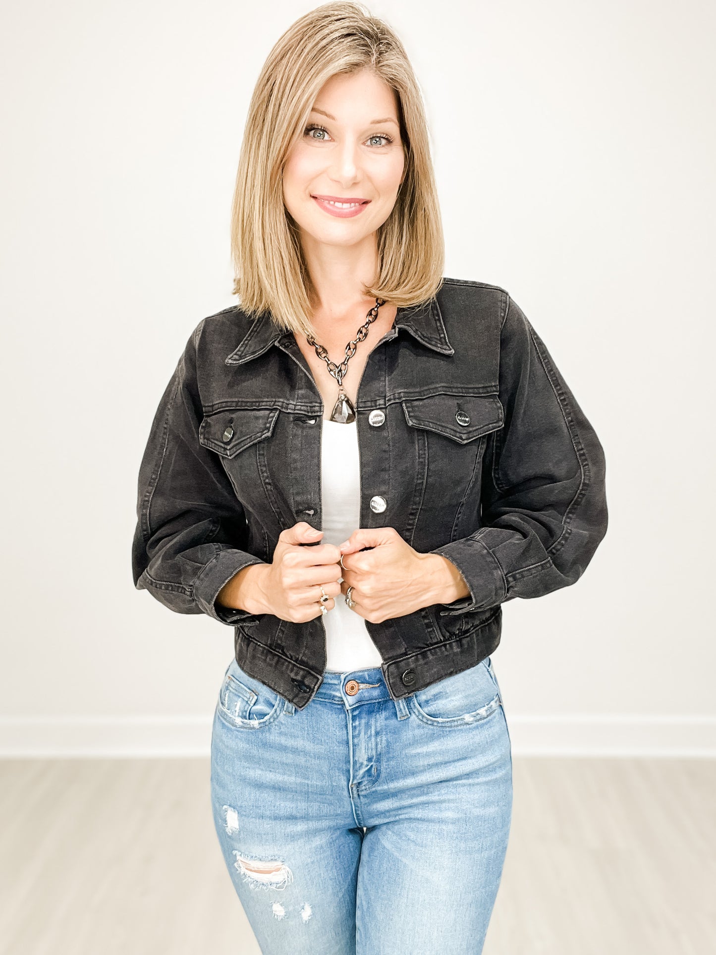 RIsen Balloon Sleeve Cropped Denim Jacket