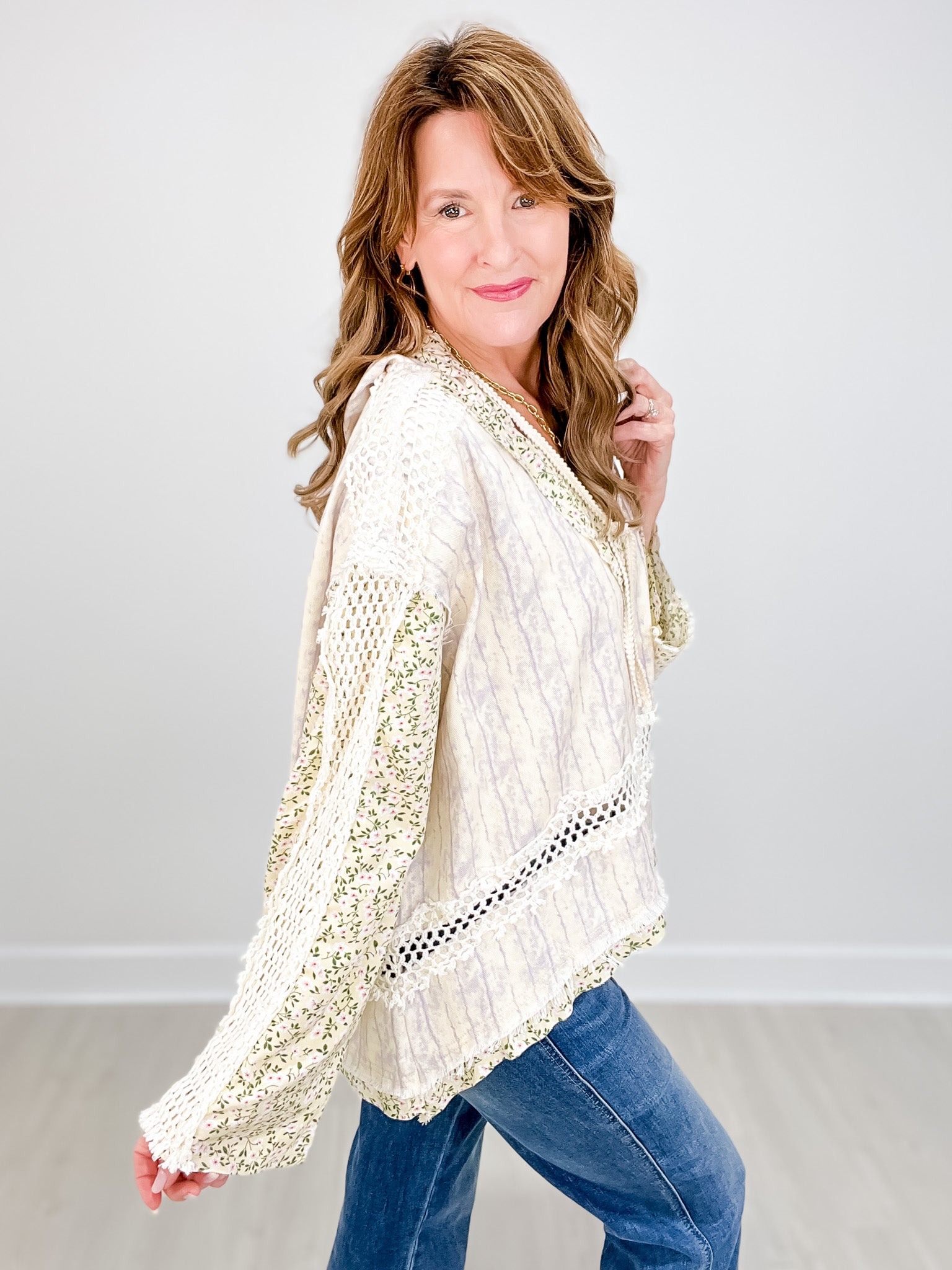 Vintage V-neck long sleeve floral print woven top