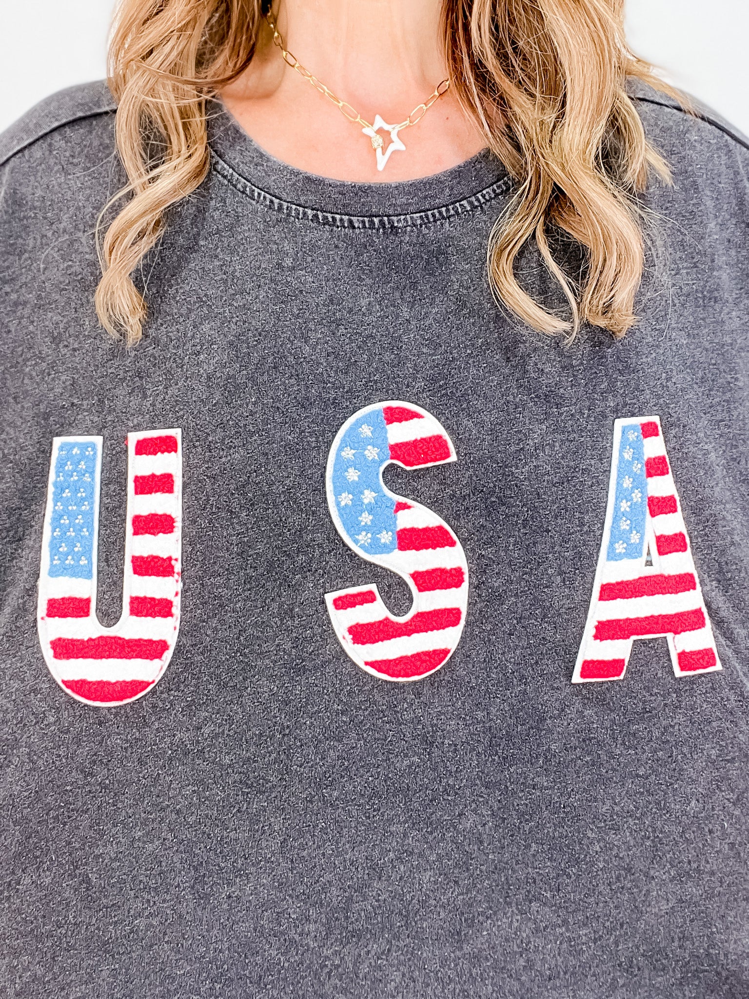 USA LETTER PATCHES VINTAGE WASHED SHORT SLEEVE TOP