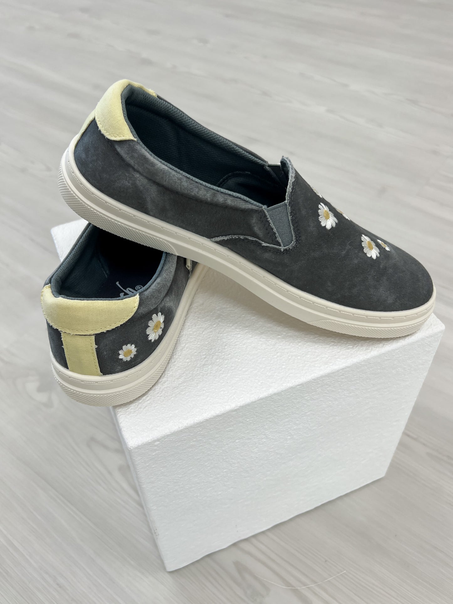 Blowfish Malibu Havasu Slip-On Tennis Shoes in Charcoal