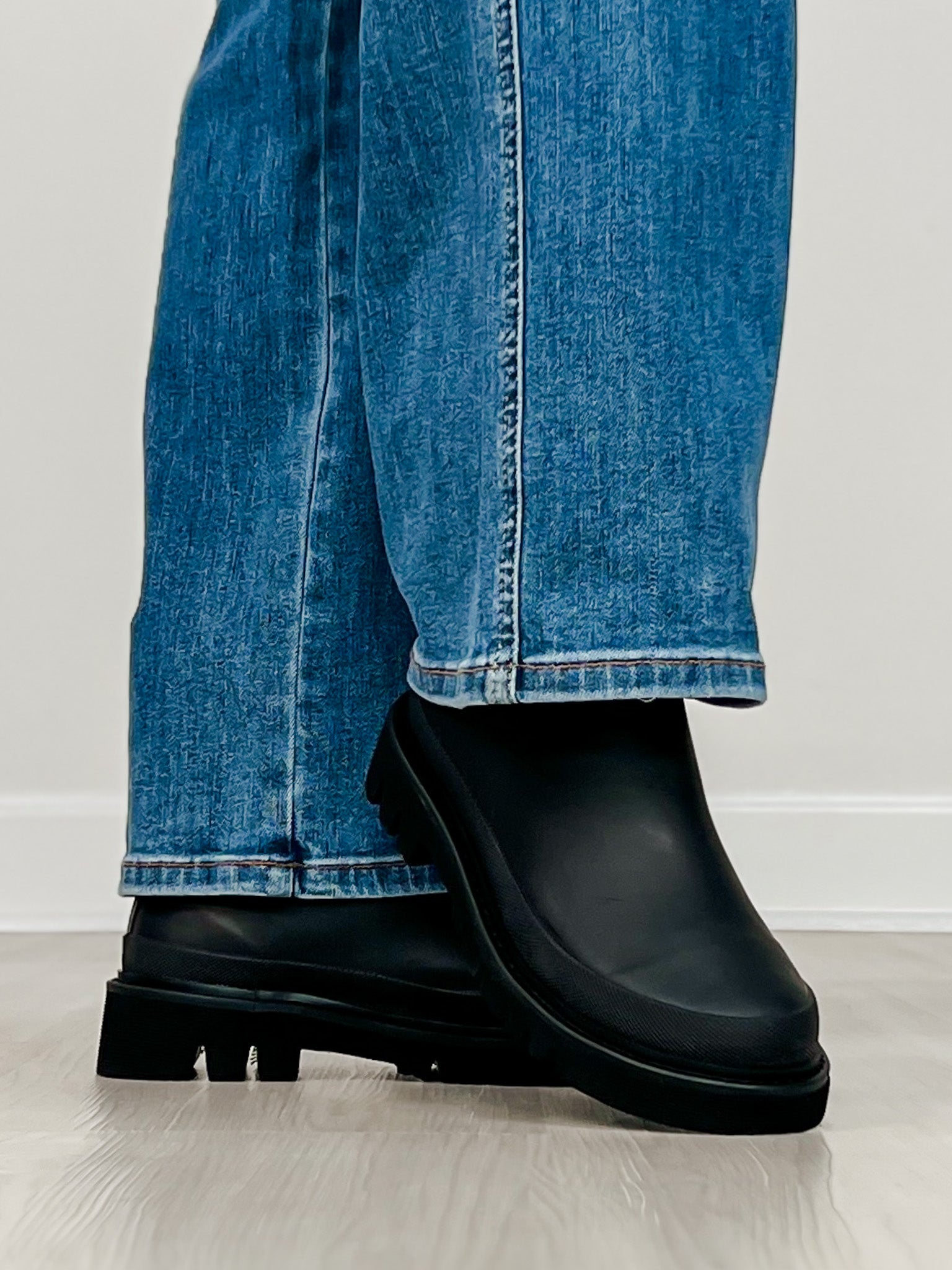 Corkys Drizzle Boots in BLACK