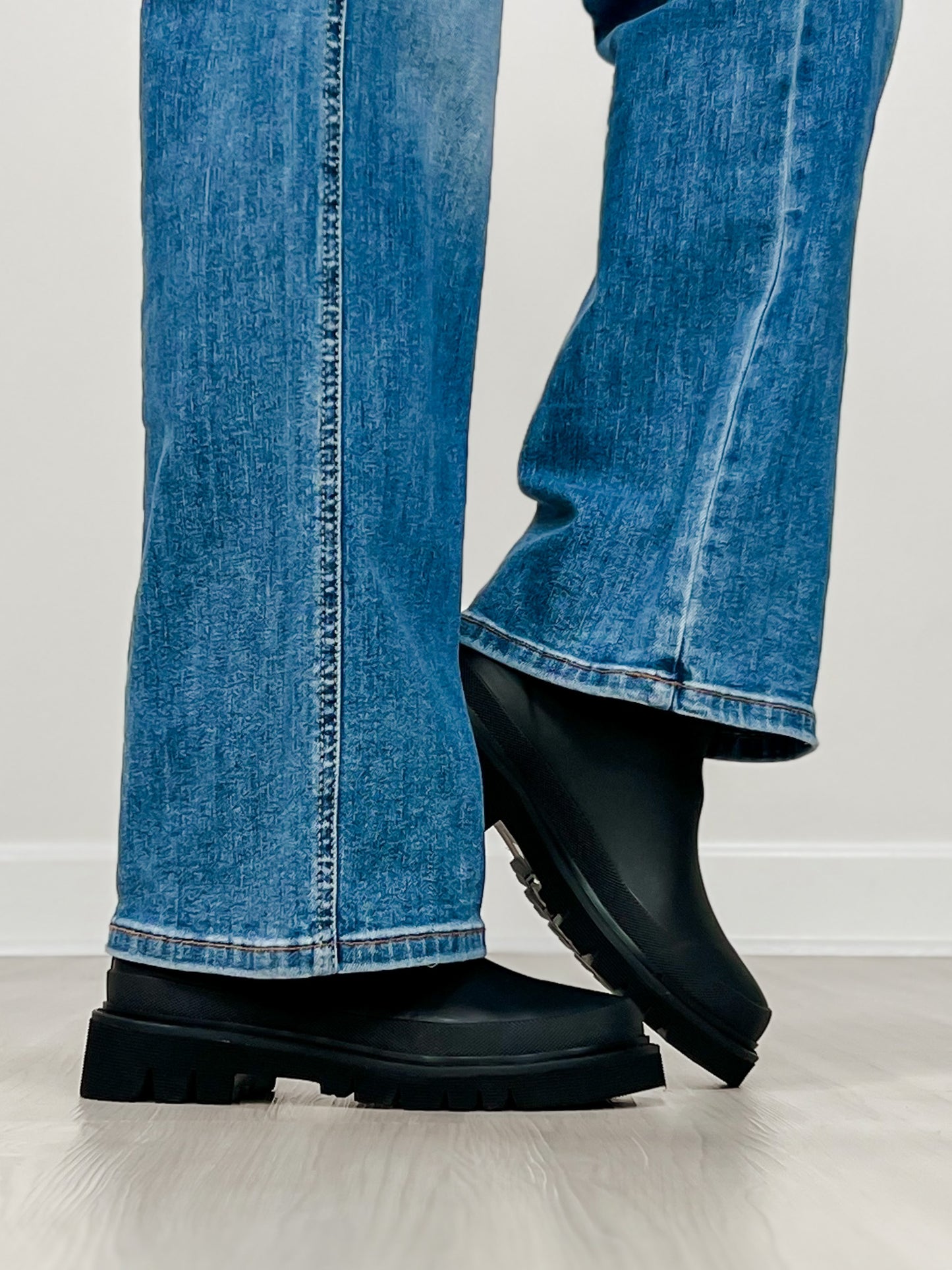 Corkys Drizzle Boots in BLACK