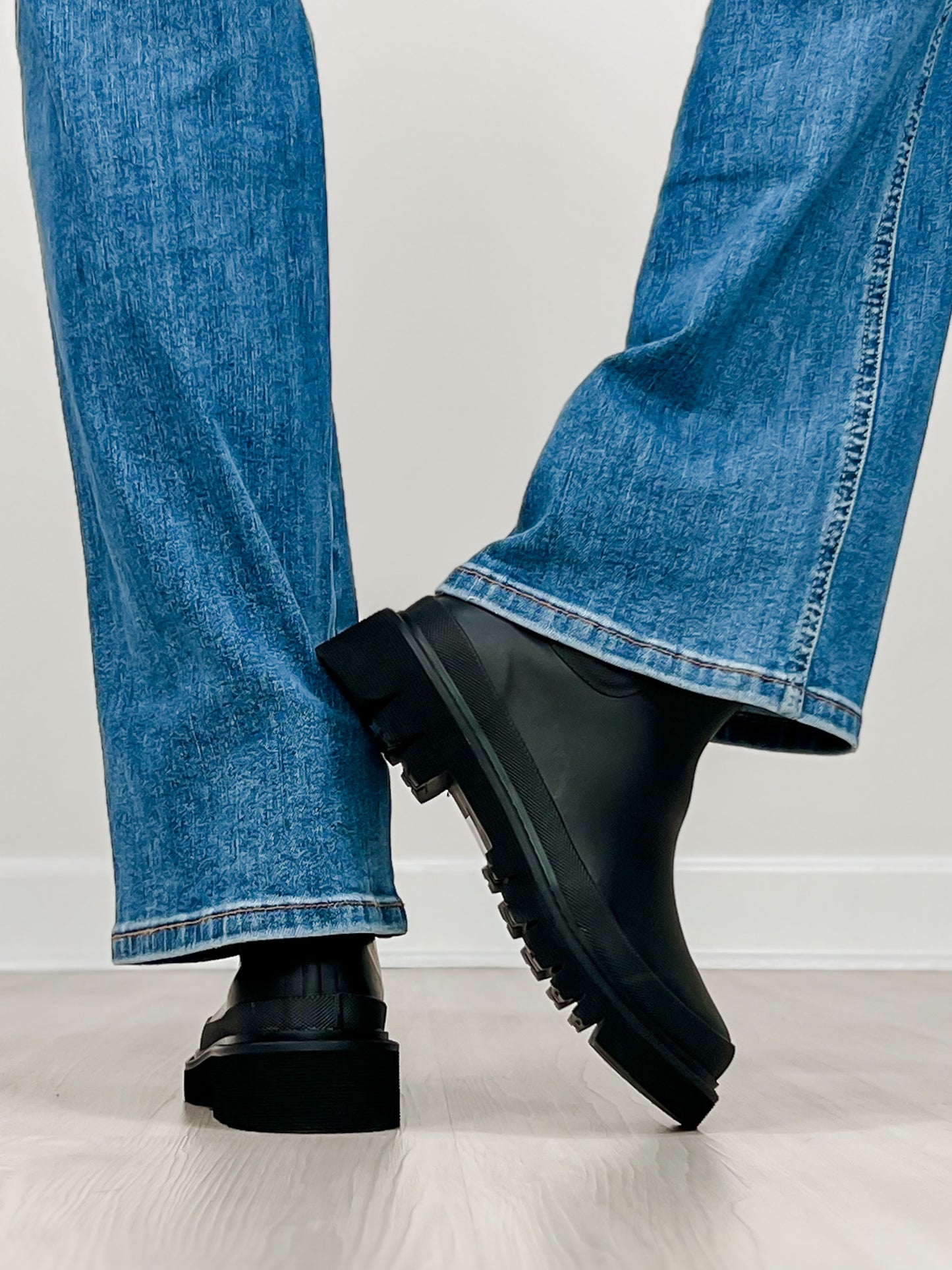 Corkys Drizzle Boots in BLACK