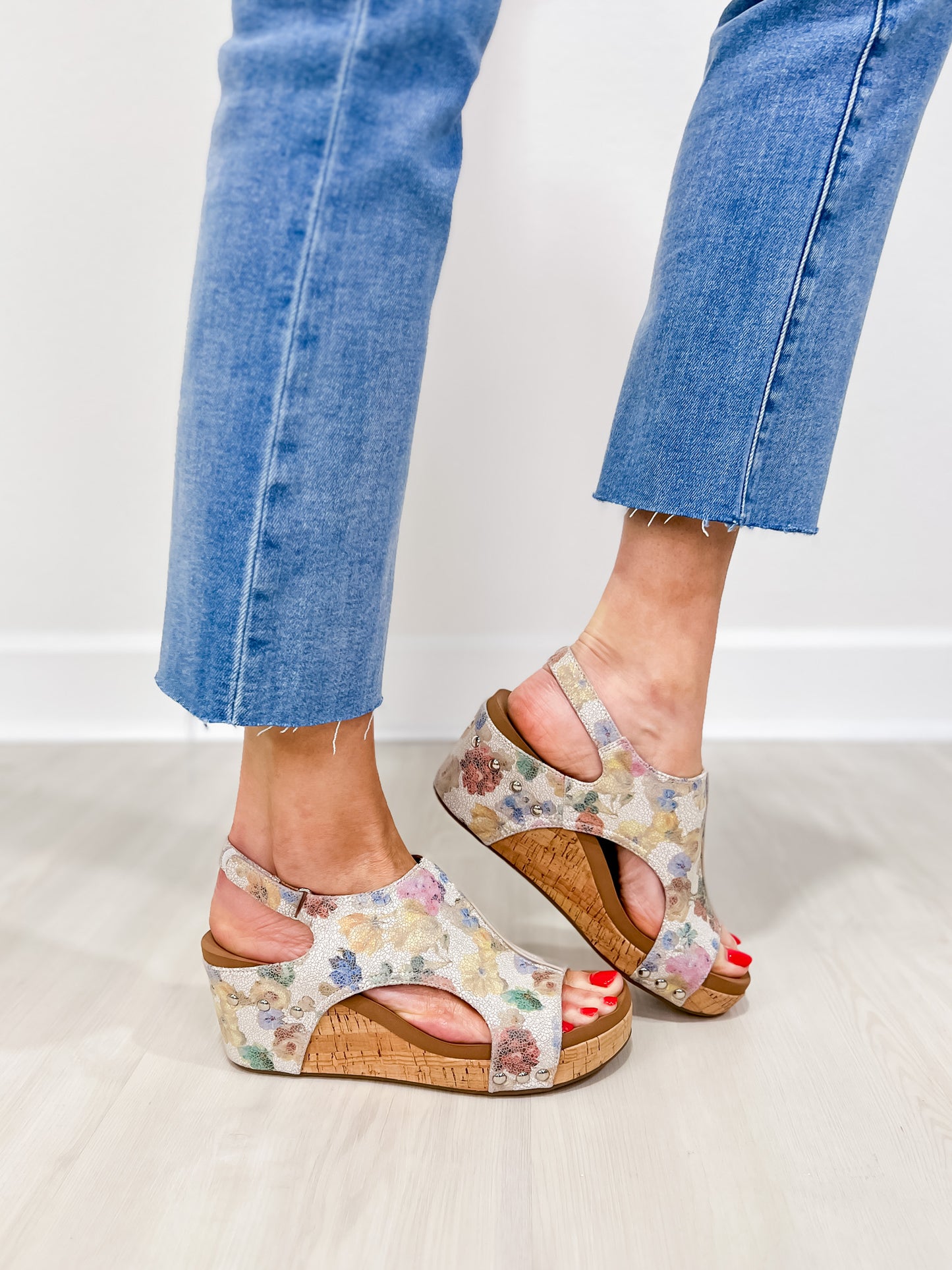 Corkys Carley Wedges in Putty Washed Flower