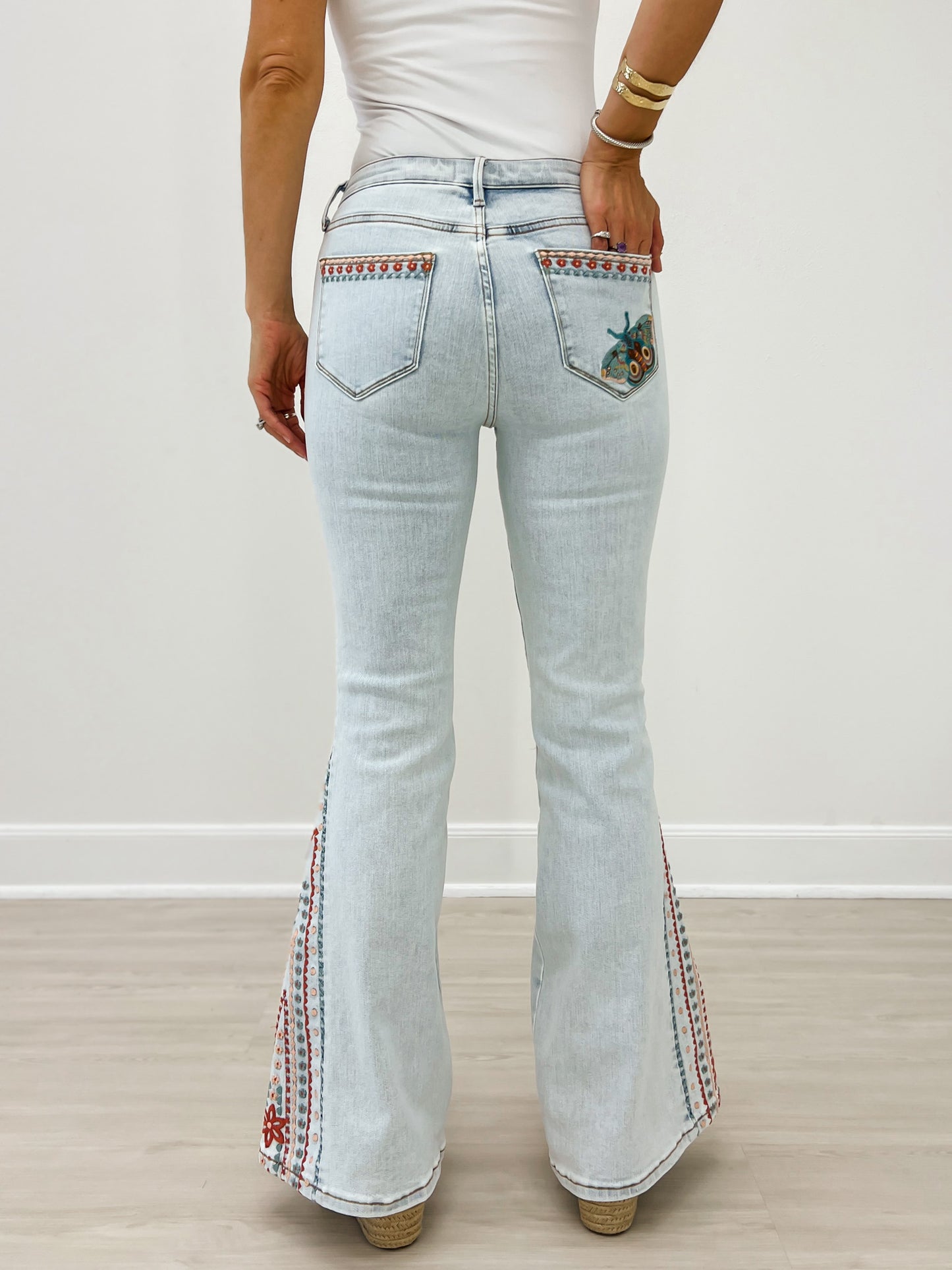 Driftwood Fab Farrah - Desert Hallucination Jeans