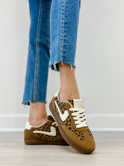 Outwoods Gianna-5 Sneakers in Mocha Leopard