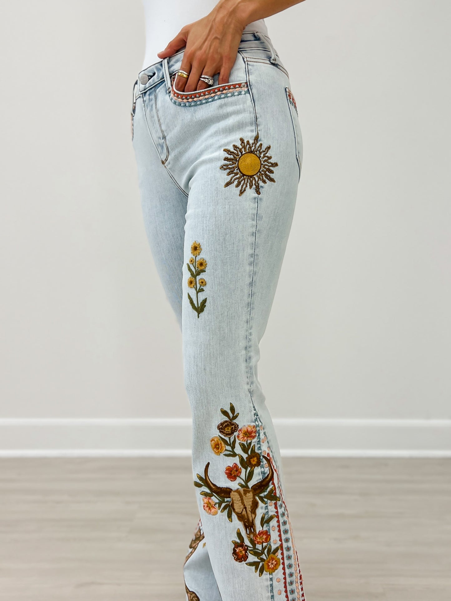 Driftwood Fab Farrah - Desert Hallucination Jeans