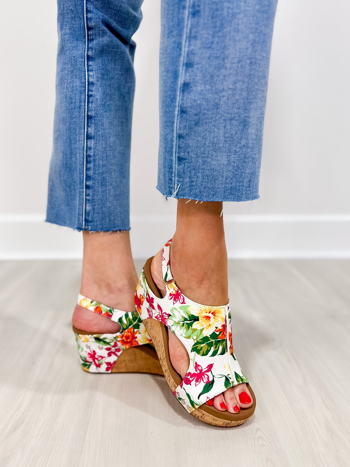 Corkys Carley Wedges in White Floral