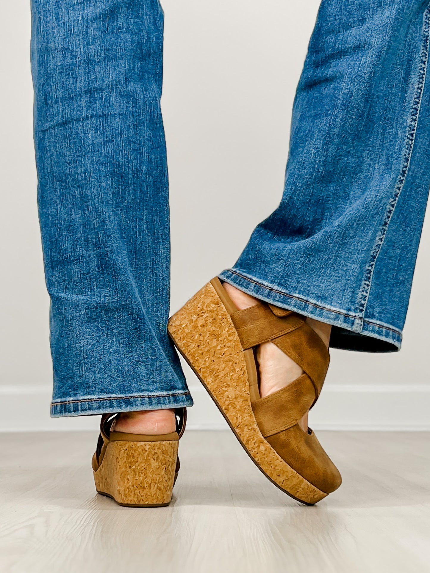 Corkys Case Closed Wedges in TAN