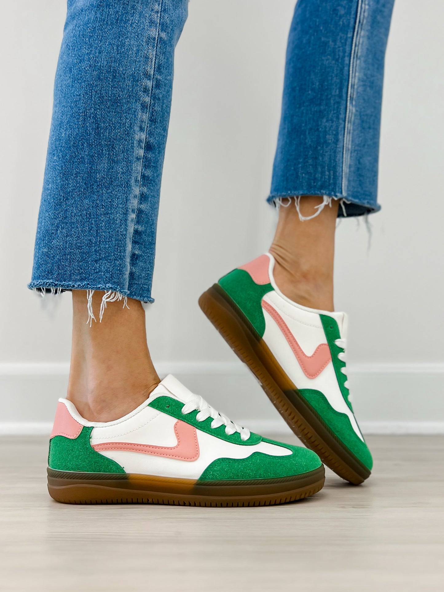 Outwoods Gianna-5 Sneakers in Emerald Green Combo